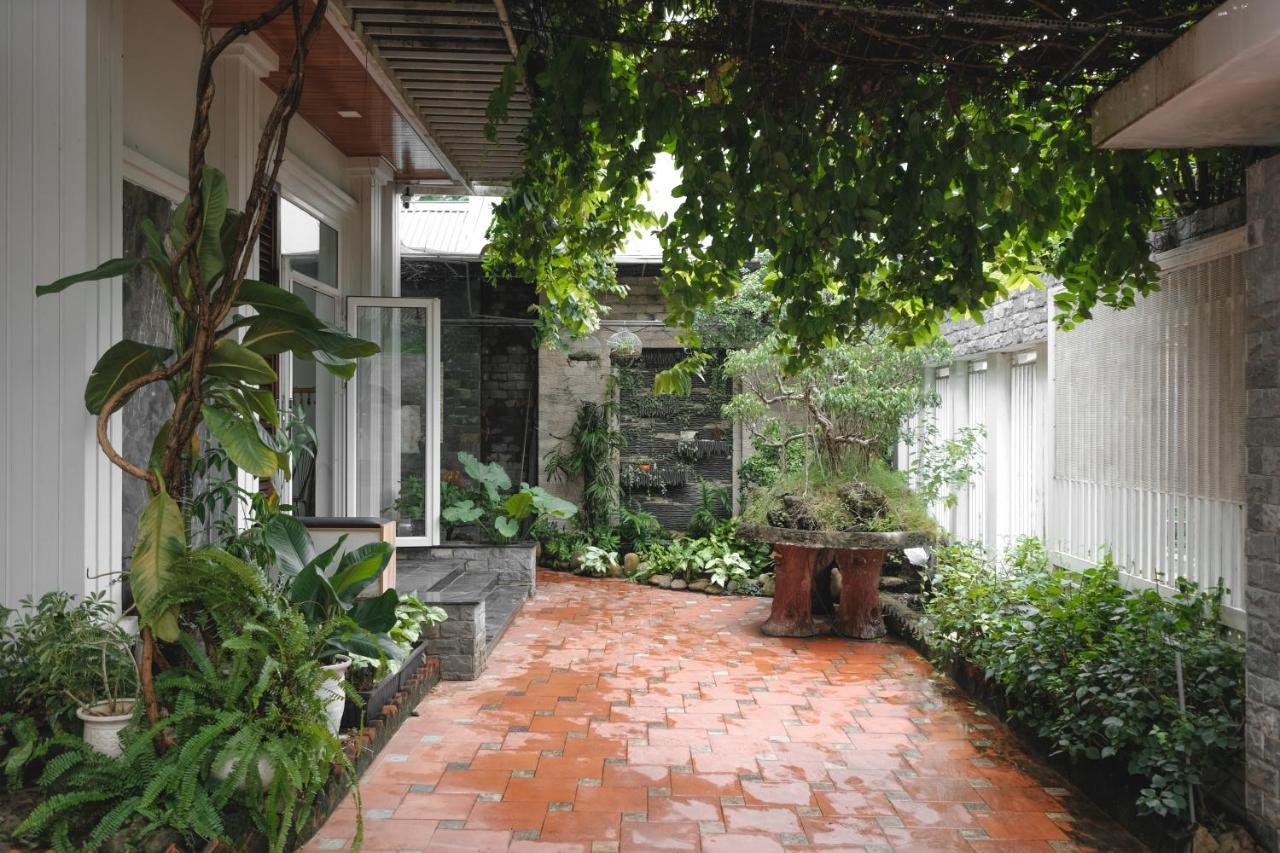 Le Robinet Villa - A Journey Into Hue Citadel Soul Exteriör bild